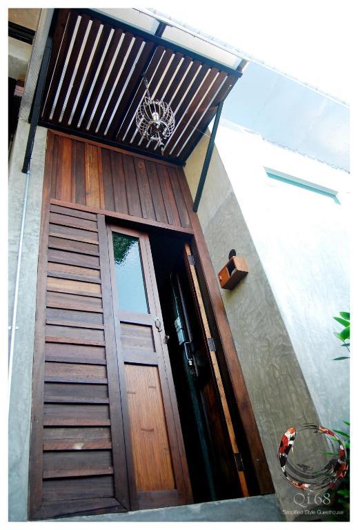 Qi 68 Hotel Chiang Mai Room photo