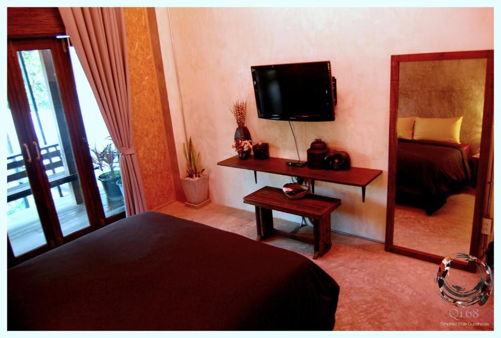 Qi 68 Hotel Chiang Mai Room photo